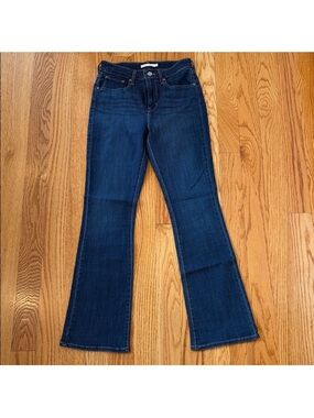 NWOT Levi's 725 High Rise Bootcut Jeans- Blue, Size 28